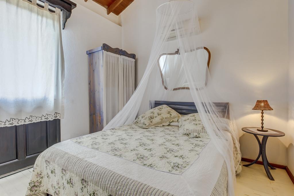 Retro Butik Otel (Adults Only) Çeşme Dış mekan fotoğraf
