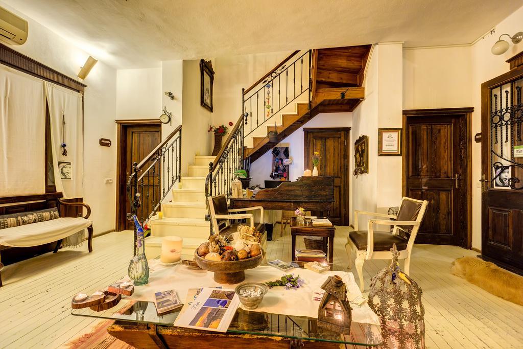 Retro Butik Otel (Adults Only) Çeşme Dış mekan fotoğraf