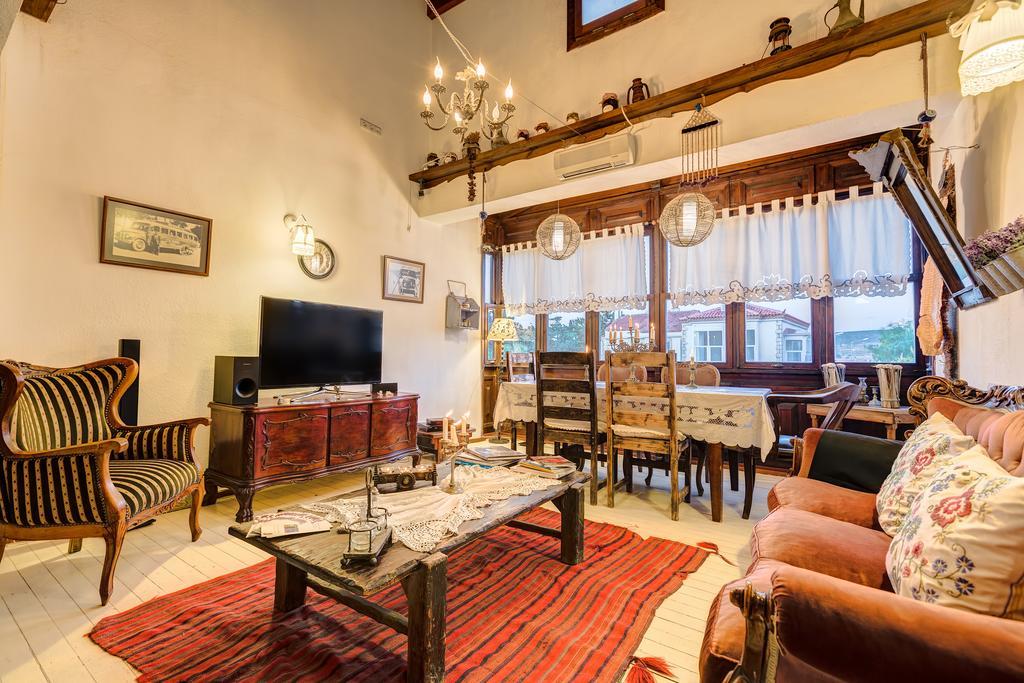 Retro Butik Otel (Adults Only) Çeşme Dış mekan fotoğraf