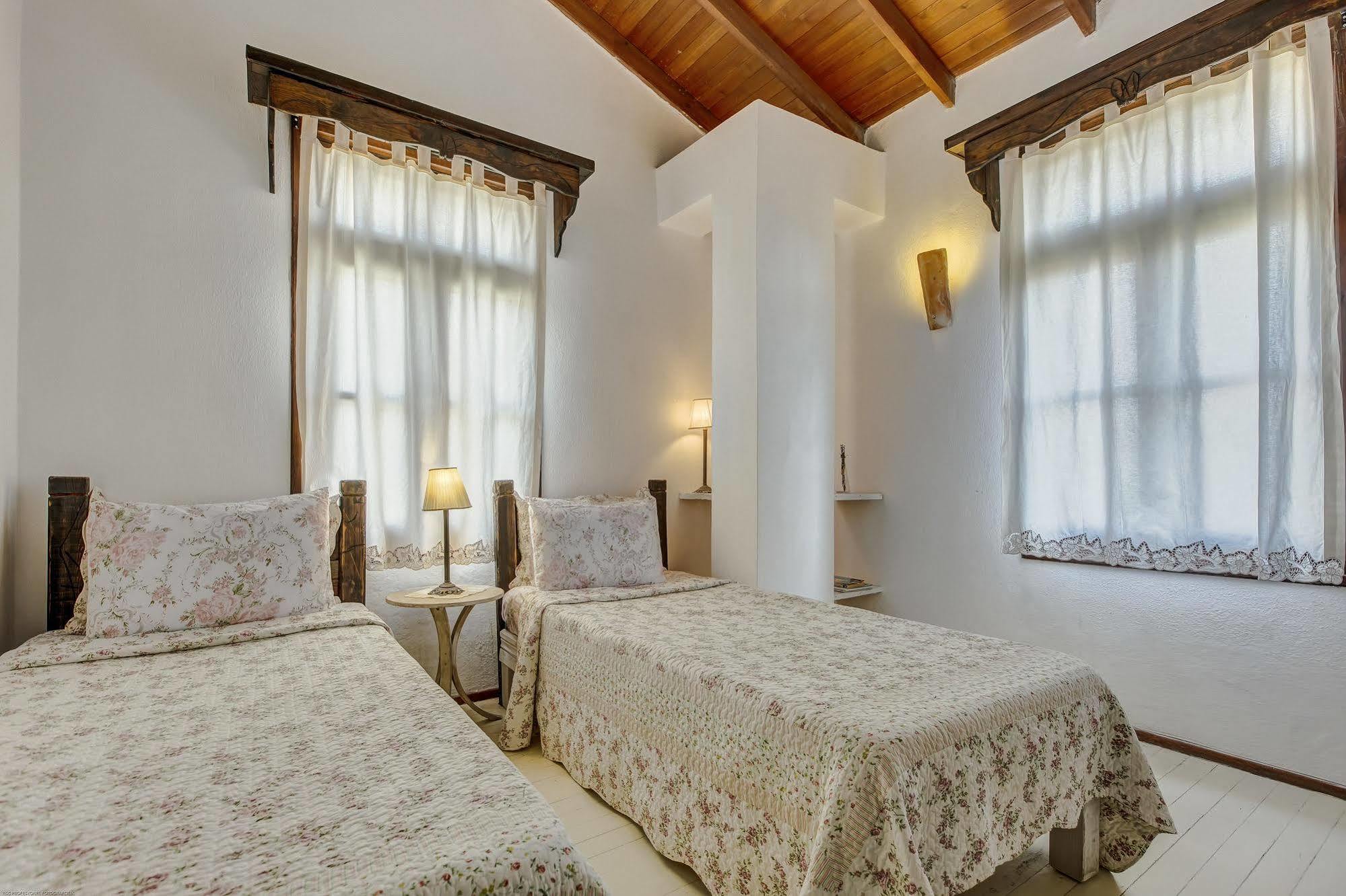 Retro Butik Otel (Adults Only) Çeşme Dış mekan fotoğraf