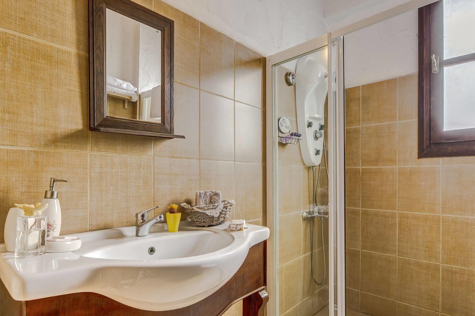 Retro Butik Otel (Adults Only) Çeşme Dış mekan fotoğraf