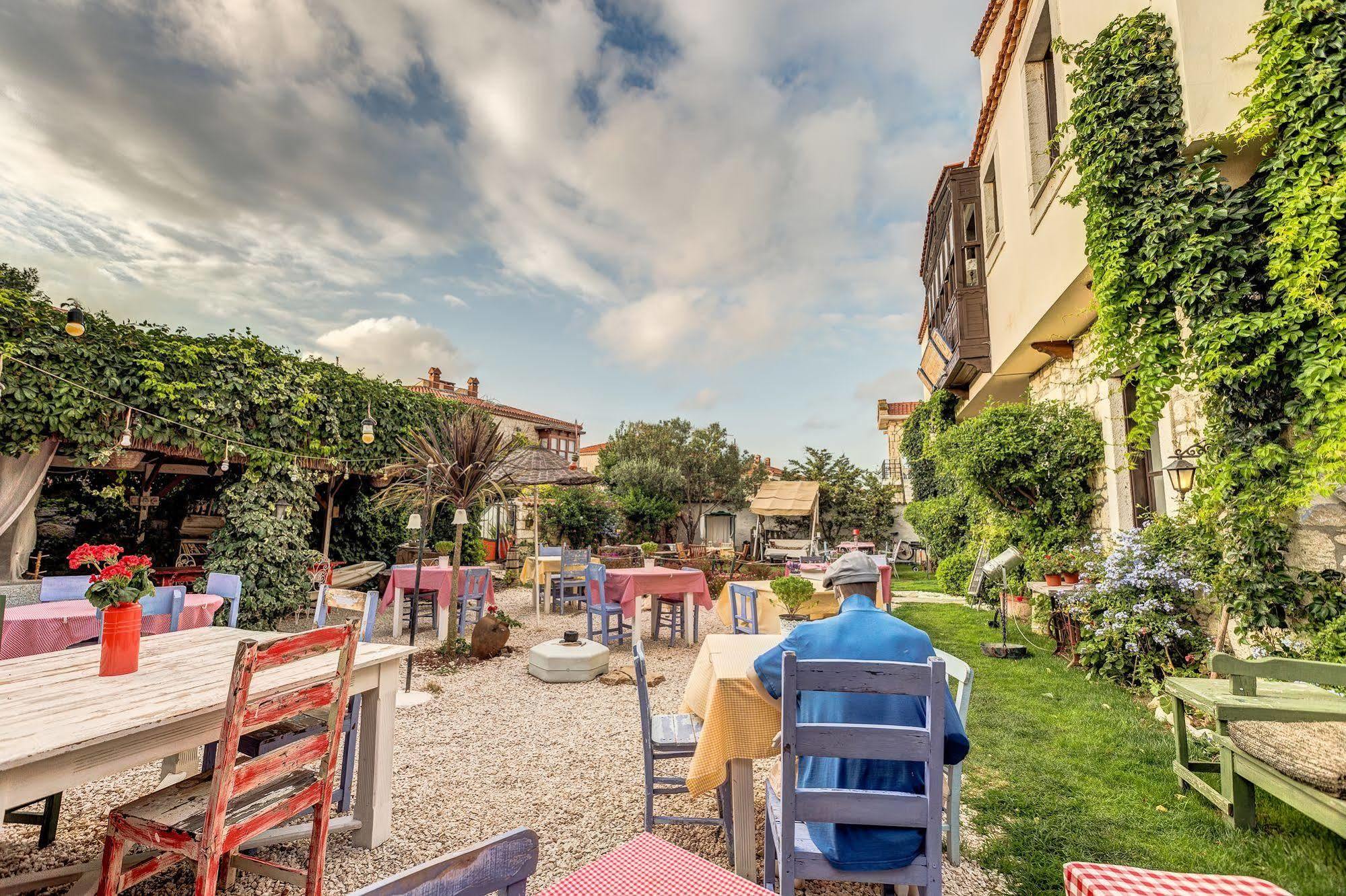 Retro Butik Otel (Adults Only) Çeşme Dış mekan fotoğraf
