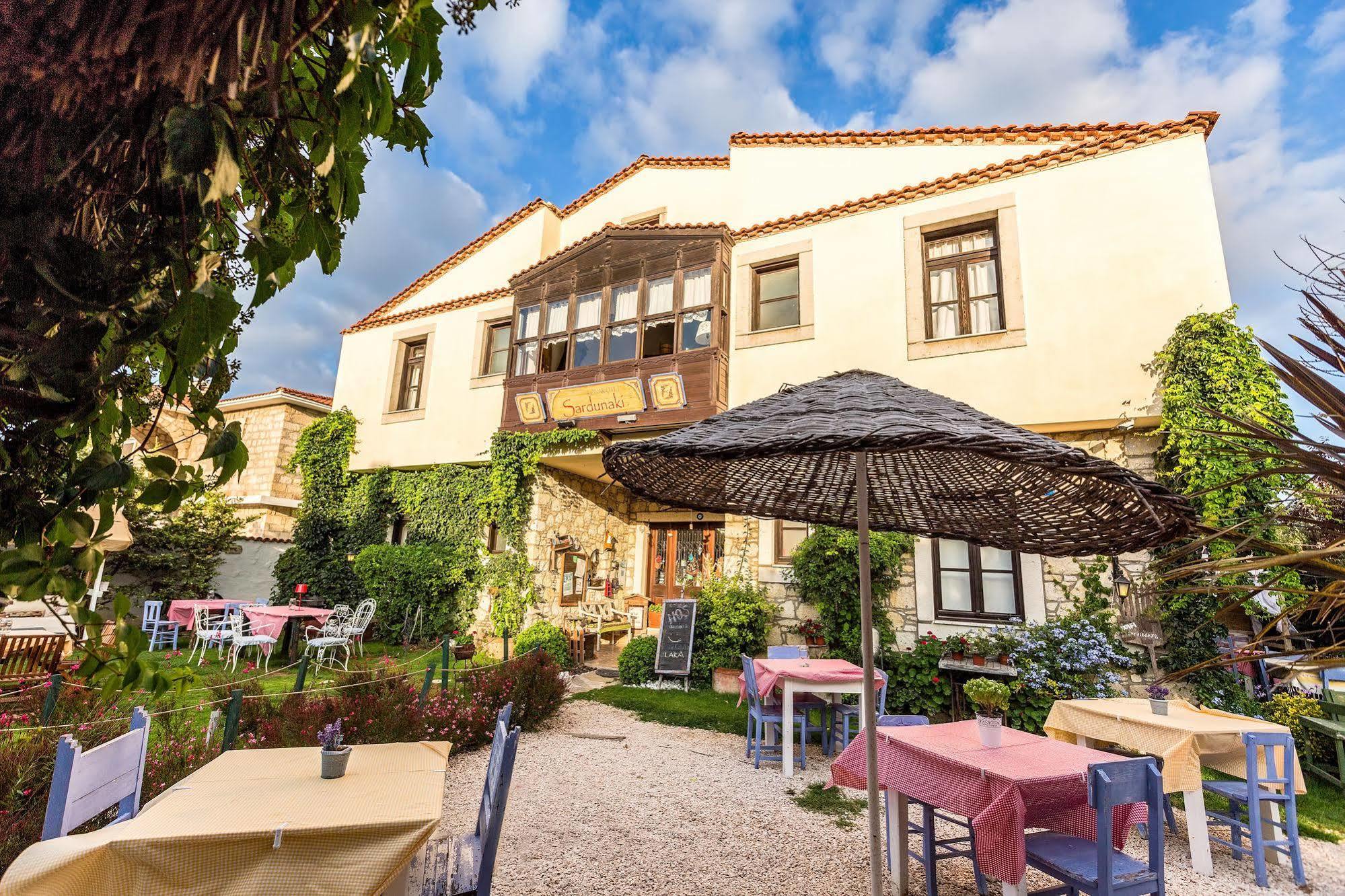 Retro Butik Otel (Adults Only) Çeşme Dış mekan fotoğraf