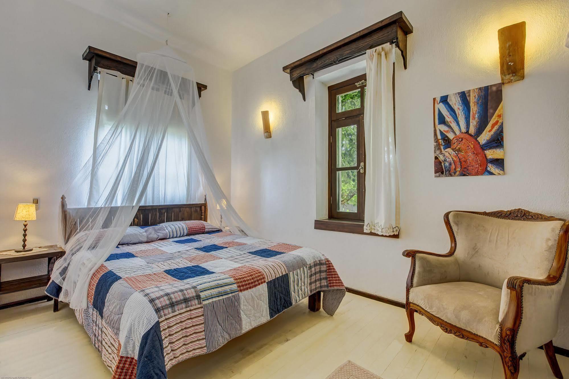 Retro Butik Otel (Adults Only) Çeşme Dış mekan fotoğraf
